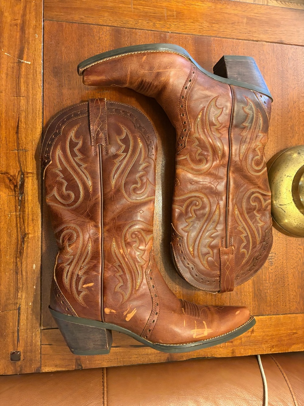 Ariat heritage Cognac Brown Embroidered Western Heeled Boots - Women's 10 - Picture 2 of 10